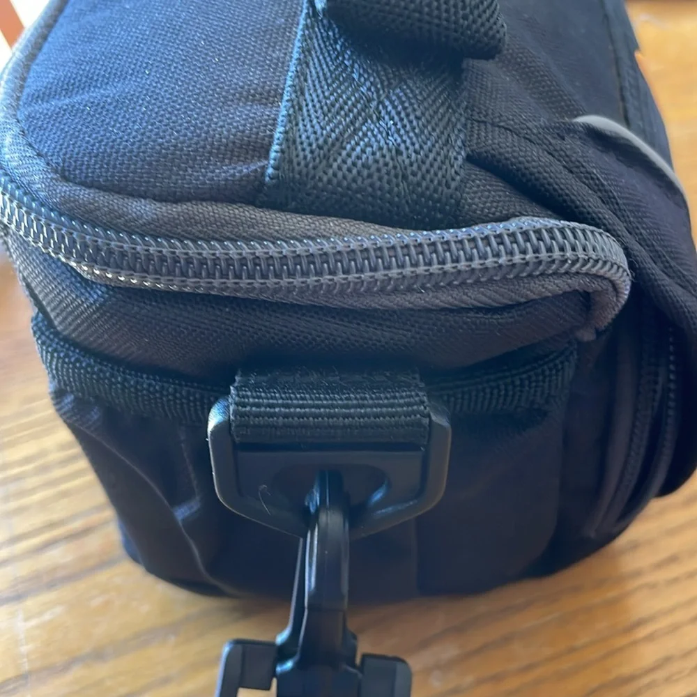 Lowepro Camera Bag New without Tags 8” x 4 1/2” x 4 1/2” with Shoulder Strap